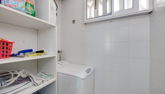 Resale - Apartment - Torrevieja - Playa del Cura