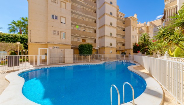Resale - Apartment - Torrevieja - Playa del Cura