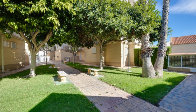 Resale - Apartment - Torrevieja - Playa del Cura