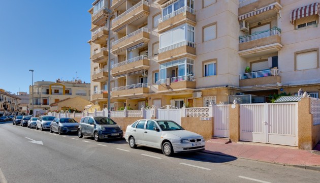 Resale - Apartment - Torrevieja - Playa del Cura