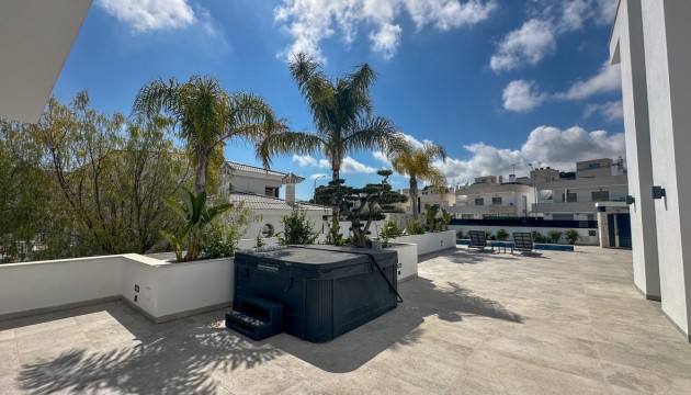 Wiederverkauf - Detached Villa - Orihuela Costa - Villamartín