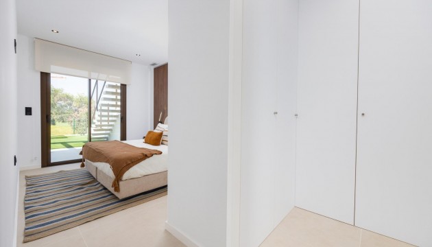 Neue Gebäude - Detached Villa - Los Alcazares