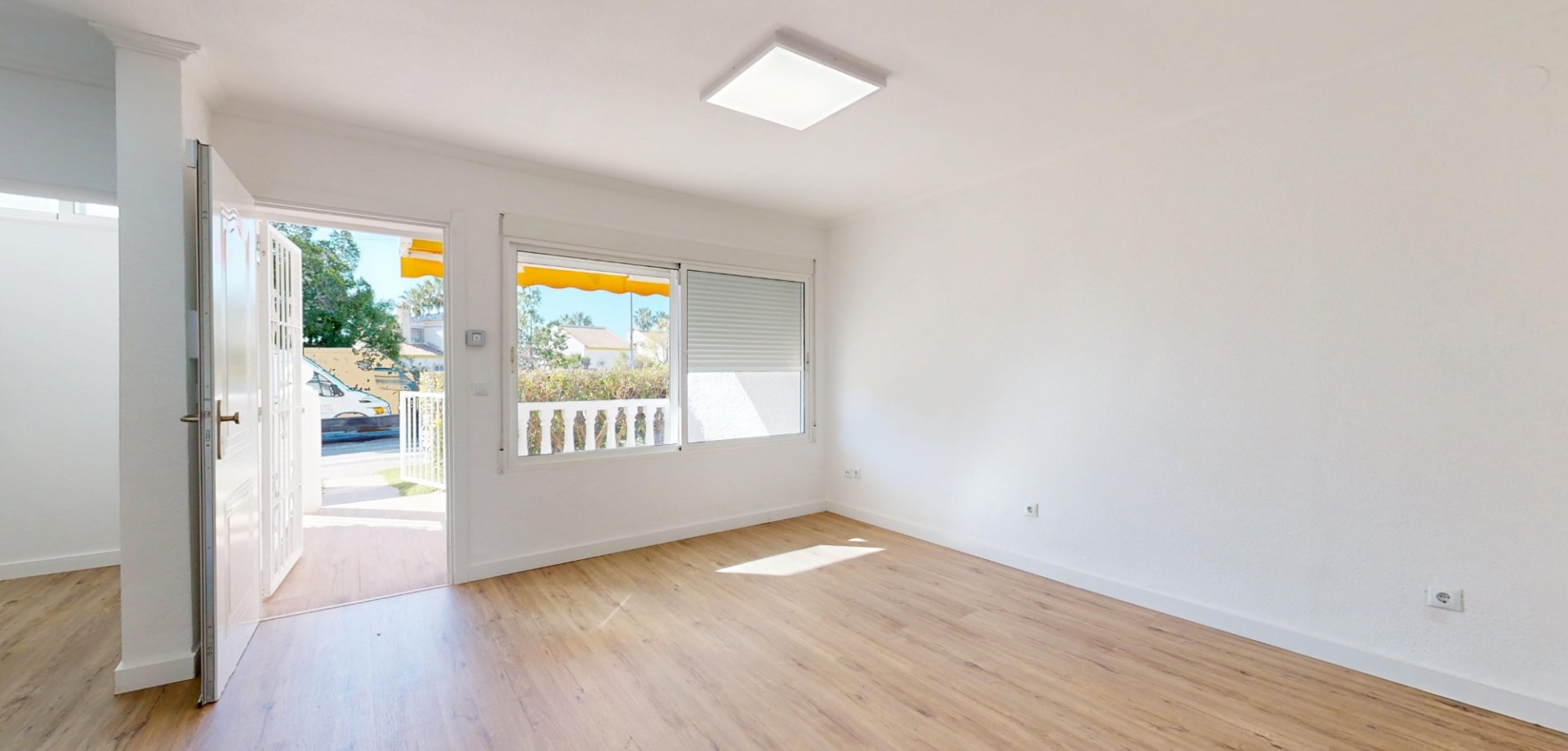 House in Villamartin - Image 2