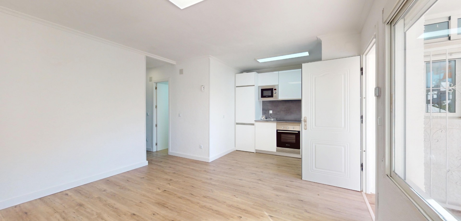 House in Villamartin - Image 4