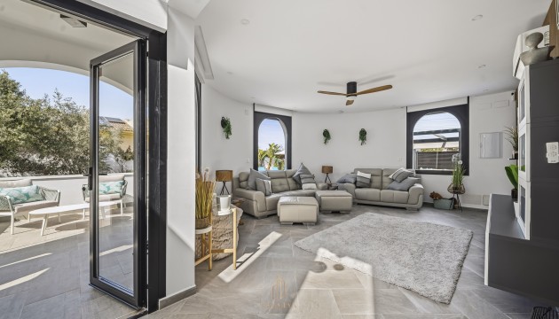 Videresalg - Detached Villa - Torrevieja - San Luis