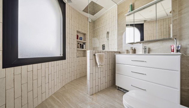 Videresalg - Detached Villa - Torrevieja - San Luis