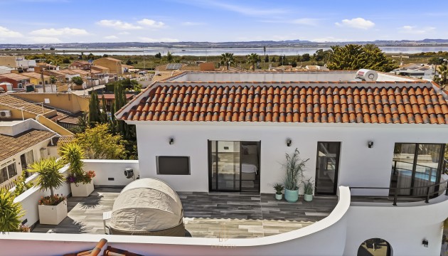 Videresalg - Detached Villa - Torrevieja - San Luis