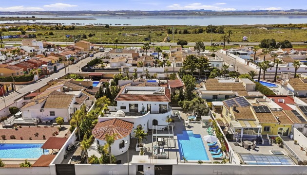 Videresalg - Detached Villa - Torrevieja - San Luis