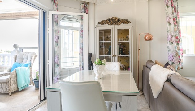 Resale - Detached Villa - La Marina