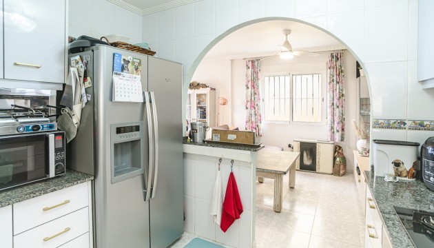 Resale - Detached Villa - La Marina