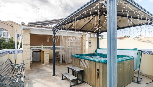 Resale - Detached Villa - La Marina