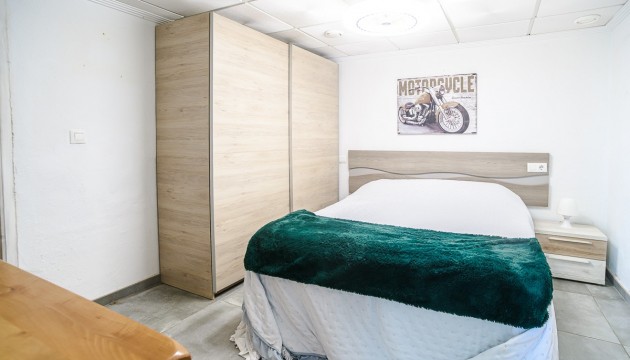 Resale - Detached Villa - La Marina