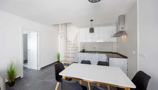 Resale - Bungalow - Torrevieja