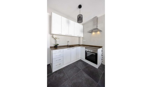 Resale - Bungalow - Torrevieja