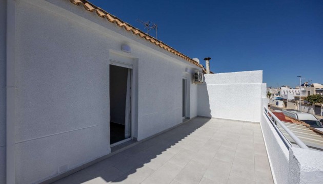 Resale - Bungalow - Torrevieja