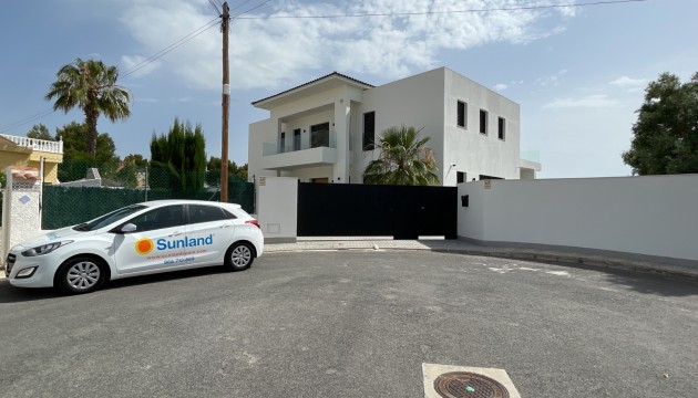 Begagnad - Fristående Villa - Ciudad Quesada