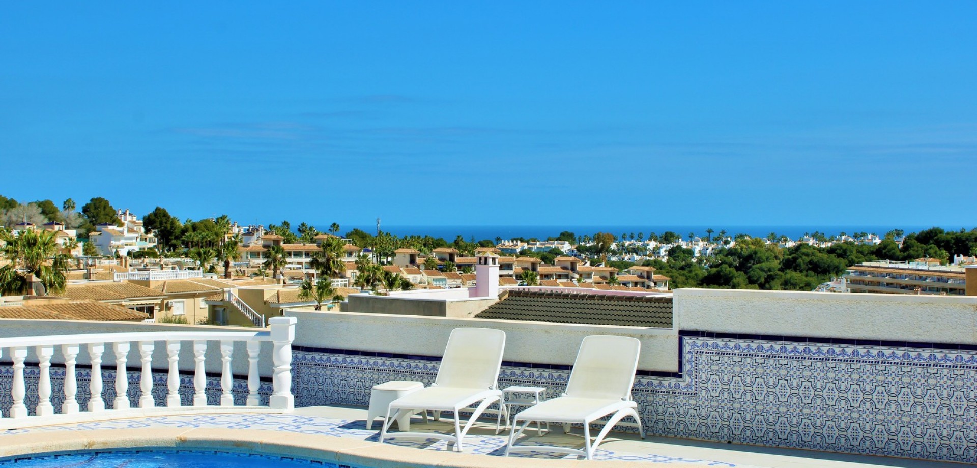 House in Villamartin - Image 2