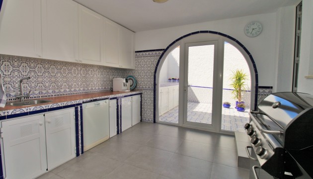 Resale - Detached Villa - Orihuela Costa - Villamartín
