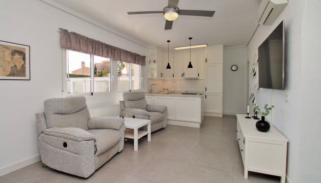 Resale - Detached Villa - Orihuela Costa - Villamartín