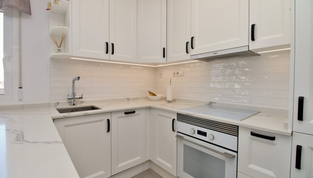 Resale - Detached Villa - Orihuela Costa - Villamartín