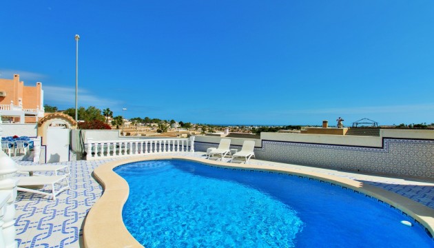 Resale - Detached Villa - Orihuela Costa - Villamartín