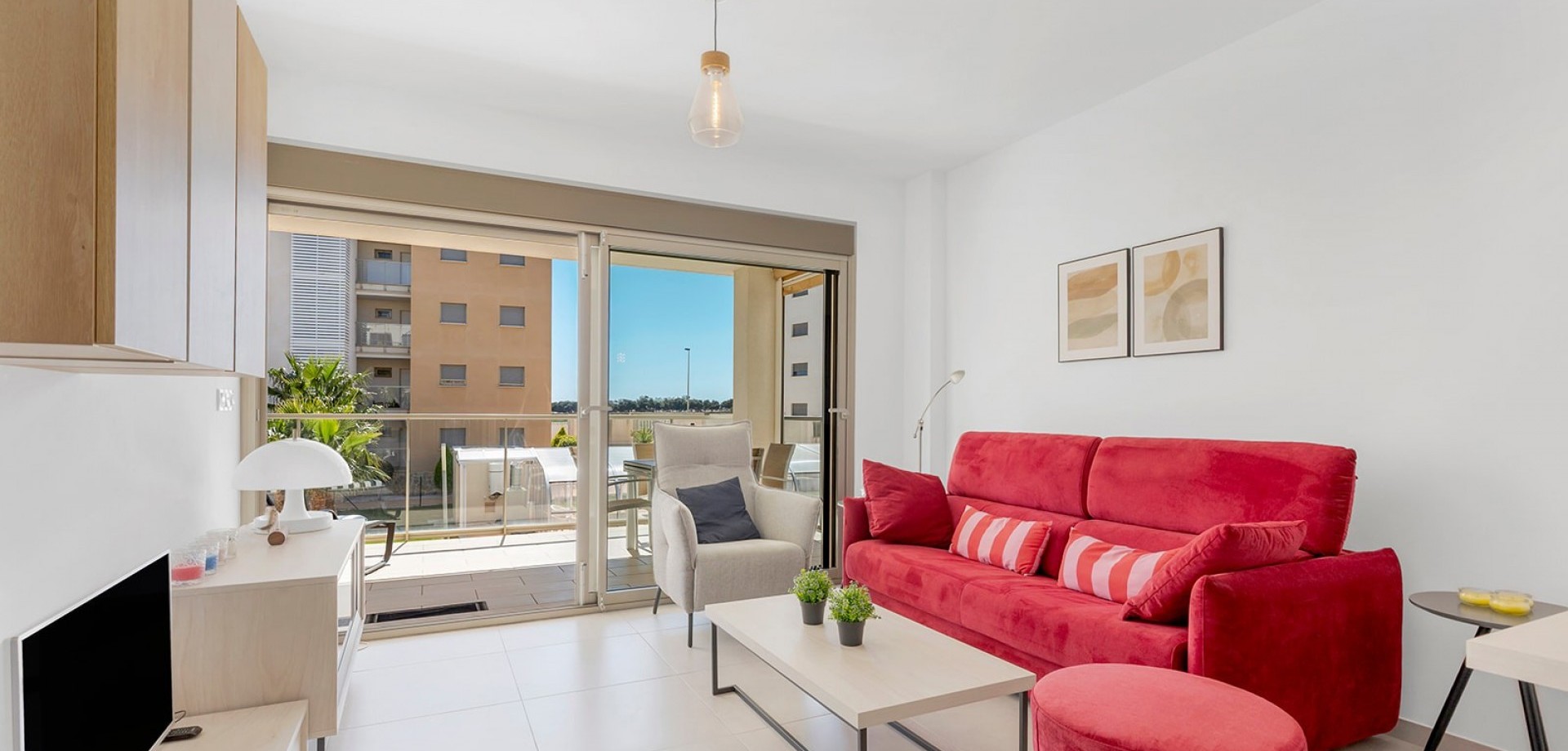 Apartment in Villamartin - Image 5