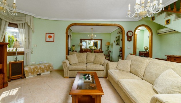 Herverkoop - Detached Villa - Orihuela Costa - Los Altos