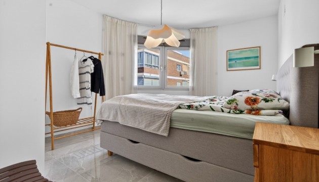 Begagnad - Lägenhet - Torrevieja - Playa de los Locos