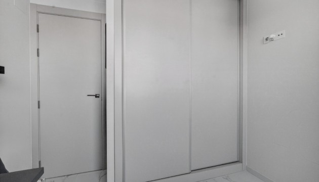 Begagnad - Lägenhet - Torrevieja - Playa de los Locos