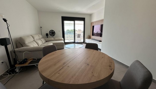 Resale - Apartment - Orihuela Costa - Villamartín