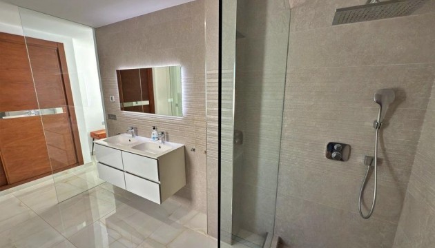 Herverkoop - Detached Villa - Orihuela Costa - Villamartín