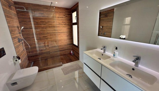 Herverkoop - Detached Villa - Orihuela Costa - Villamartín