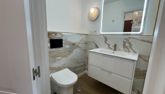 Herverkoop - Apartment - Orihuela Costa - Punta Prima