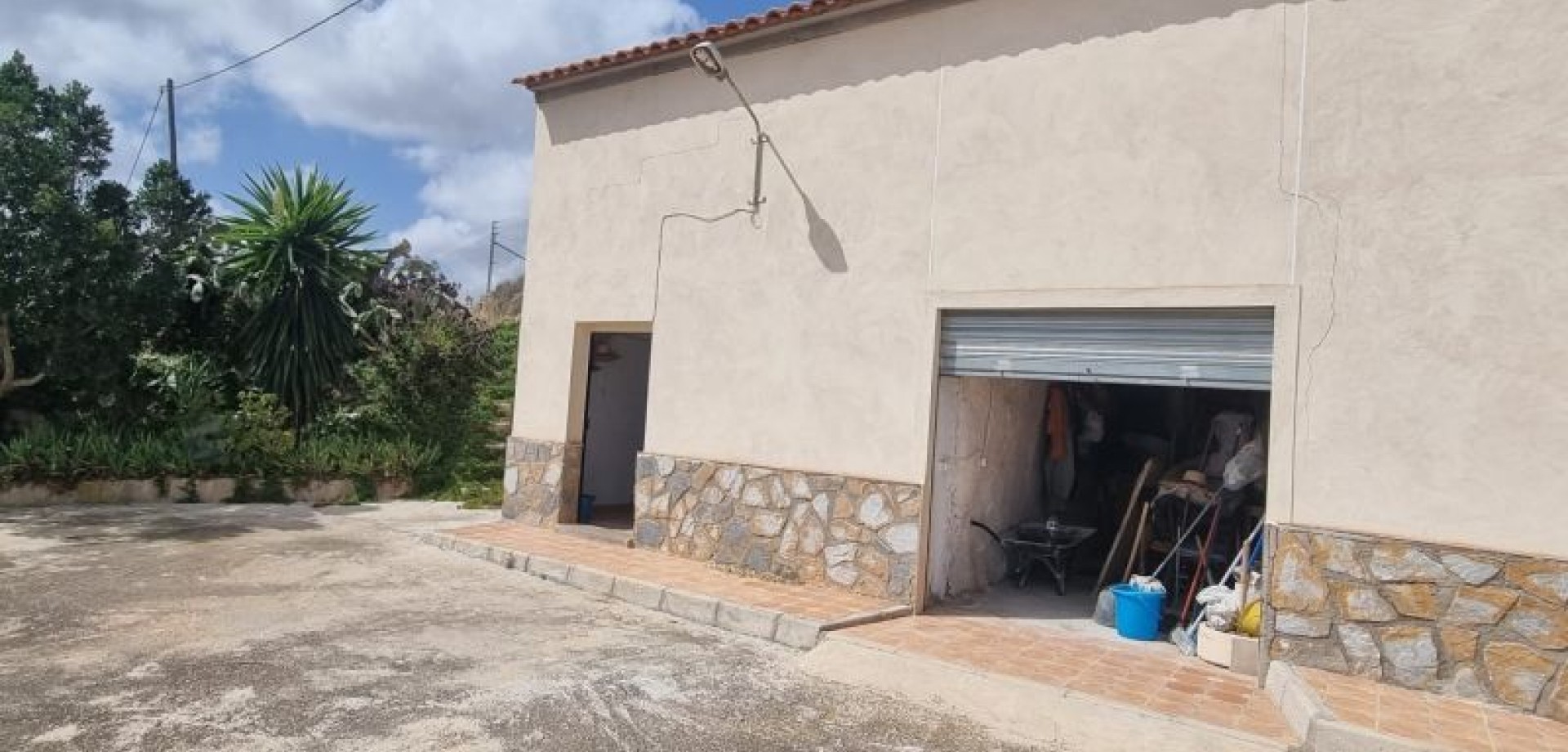 House in Hondon de las Nieves - Image 3