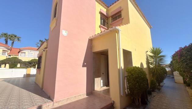 Begagnad - Fristående Villa - Orihuela Costa - Cabo Roig