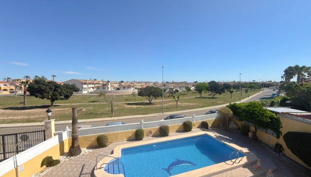 Begagnad - Fristående Villa - Orihuela Costa - Cabo Roig