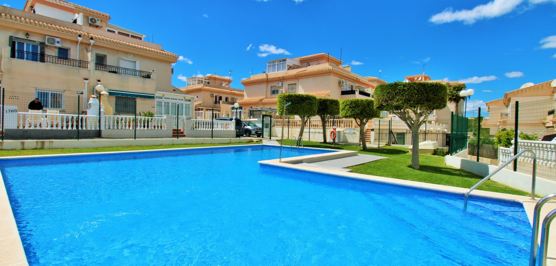 House in Playa Flamenca - Image 2