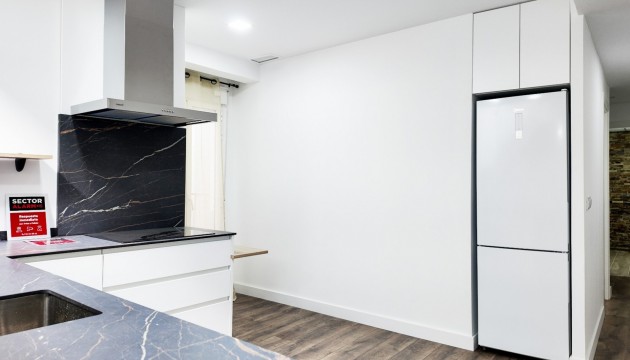 Videresalg - Tosidig - Alicante