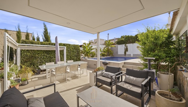 Begagnad - Fristående Villa - Torrevieja - Los Balcones - Los Altos del Edén
