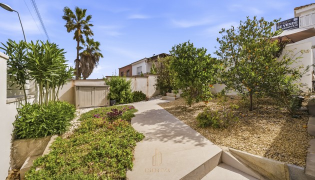 Begagnad - Fristående Villa - Torrevieja - Los Balcones - Los Altos del Edén