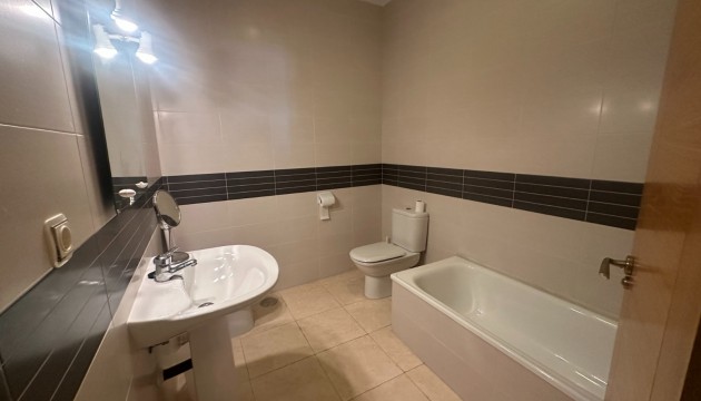 Resale - Apartment - Jacarilla