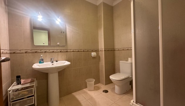 Resale - Apartment - Jacarilla