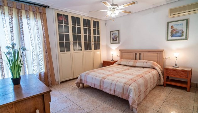 Resale - Detached Villa - Orihuela Costa - Villamartín