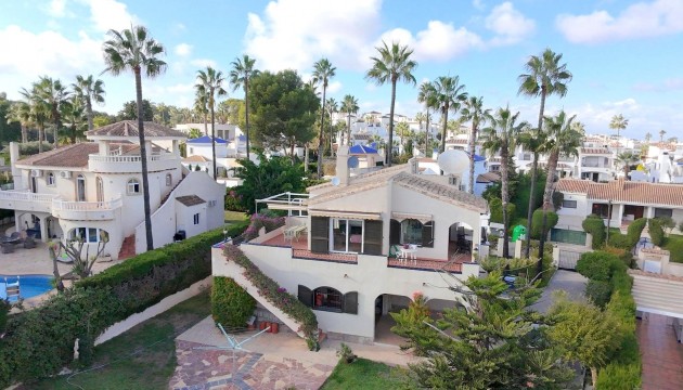 Resale - Detached Villa - Orihuela Costa - Villamartín