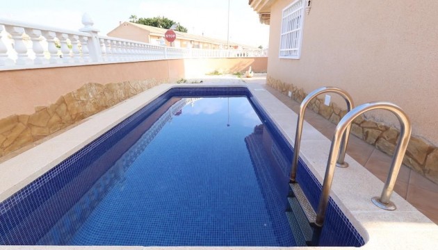 Begagnad - Fristående Villa - Torrevieja - Los Balcones - Los Altos del Edén