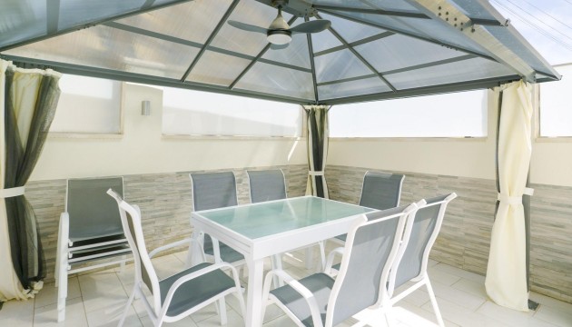 Herverkoop - Herenhuis - Torrevieja - Punta Prima