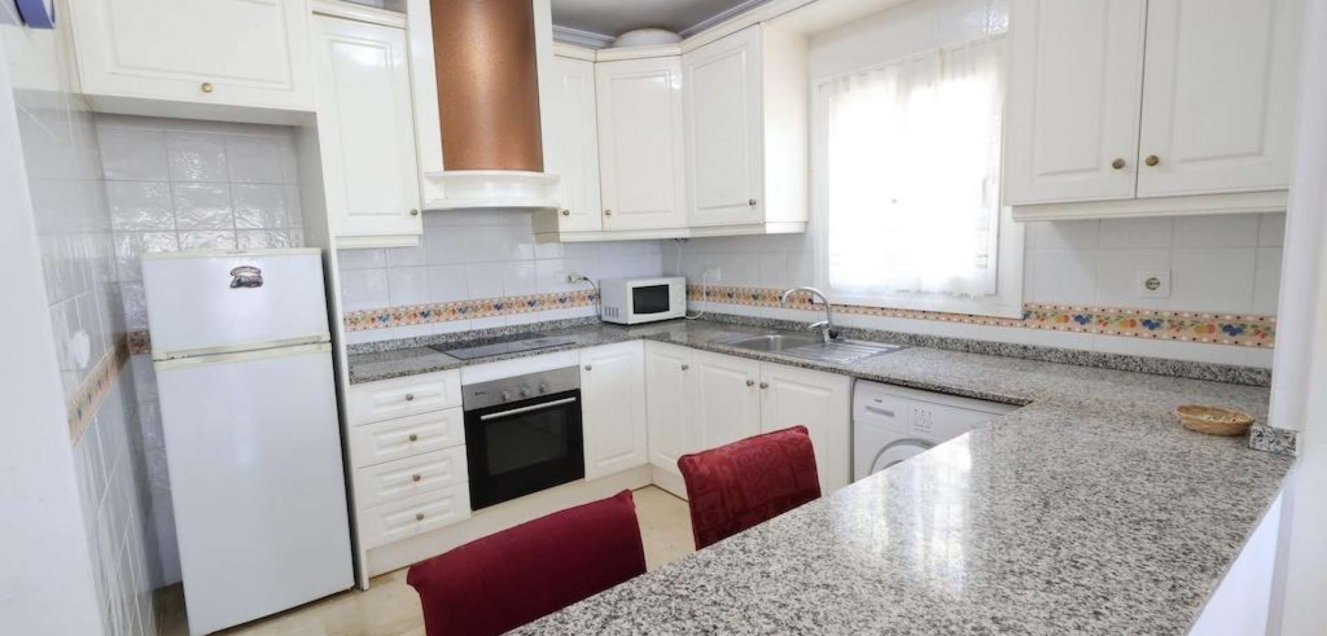 Apartment in Urbanizacion los Balcones - Image 2