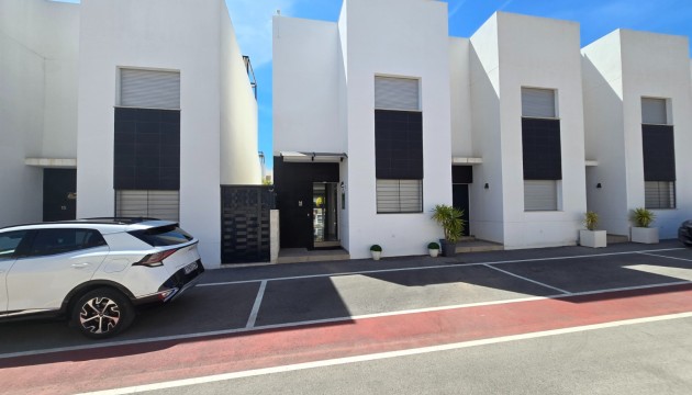 Herverkoop - Townhouse * - Ciudad Quesada - Doña Pepa *