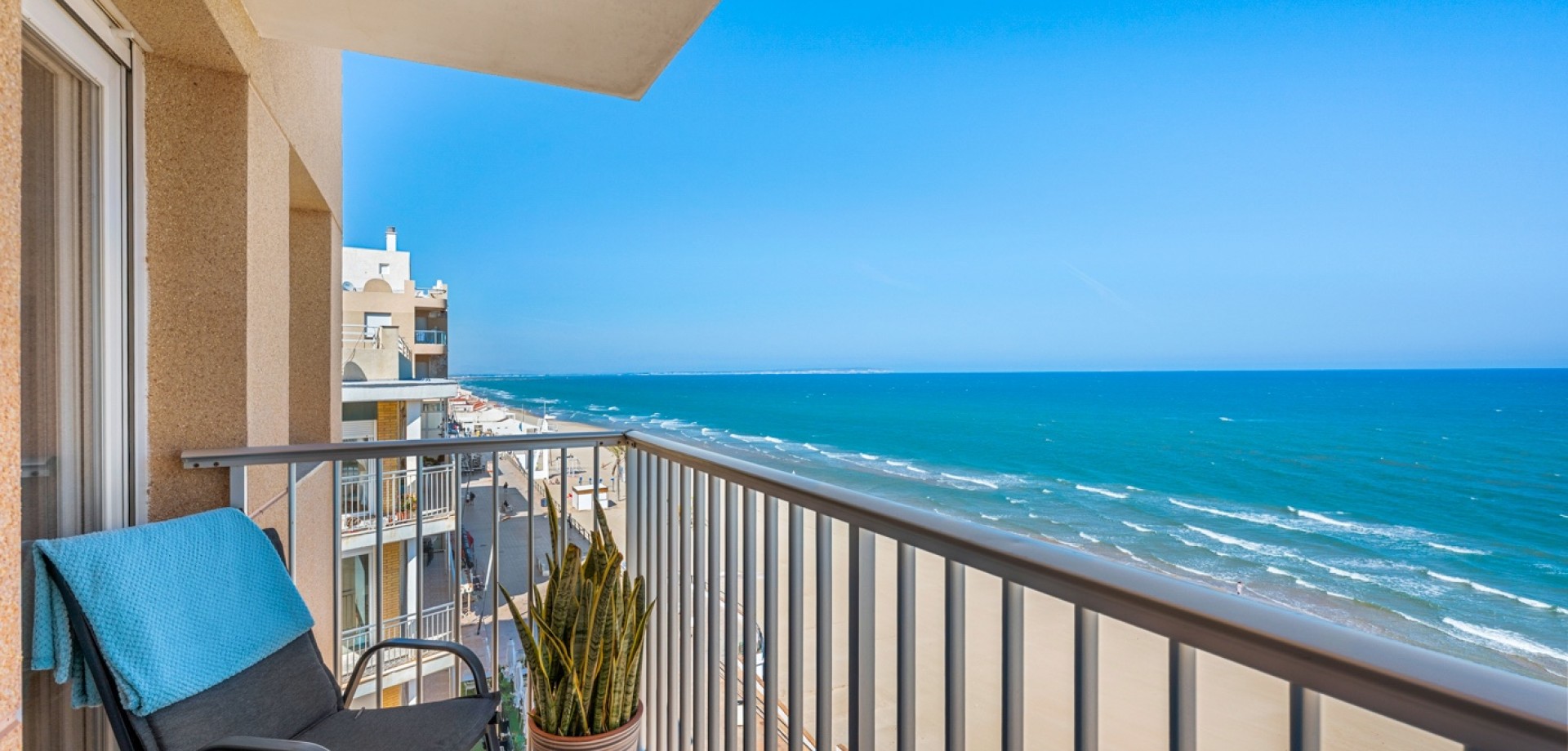 Apartment in Guardamar del Segura - view 1