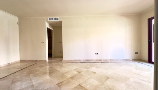 Перепродажа - Квартира - Los Alcazares - Punta Calera